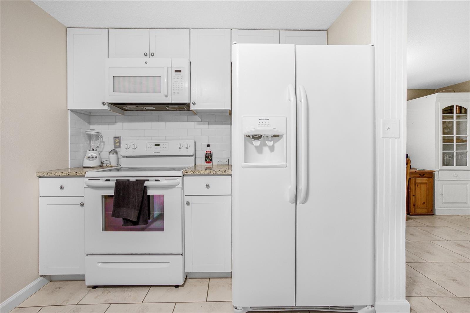 Image 9 of 38 For 1725 Blue Bird Lane