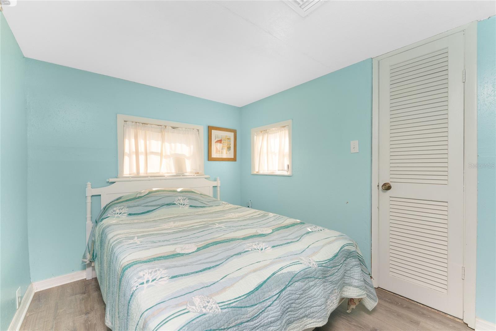 Image 18 of 45 For 619 Via Cala