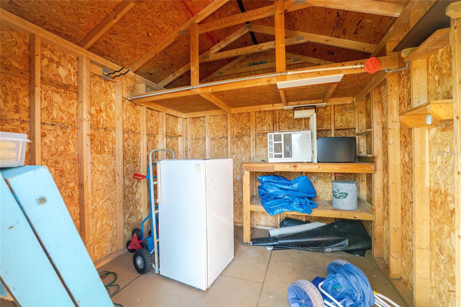 Image 29 of 45 For 619 Via Cala