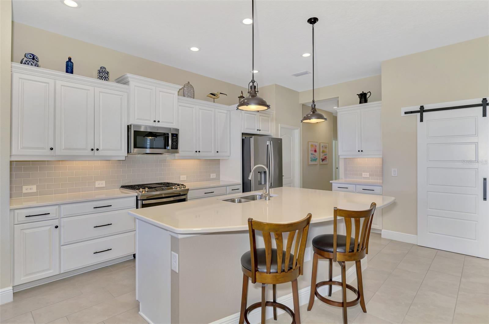 Image 18 of 76 For 26636 Irwin Drive