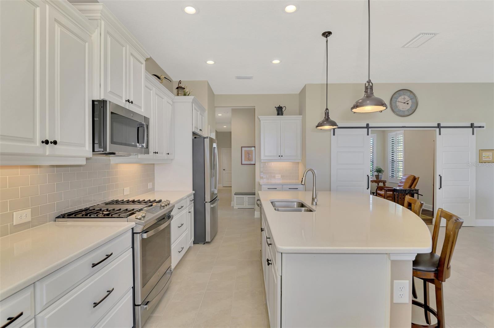 Image 20 of 76 For 26636 Irwin Drive