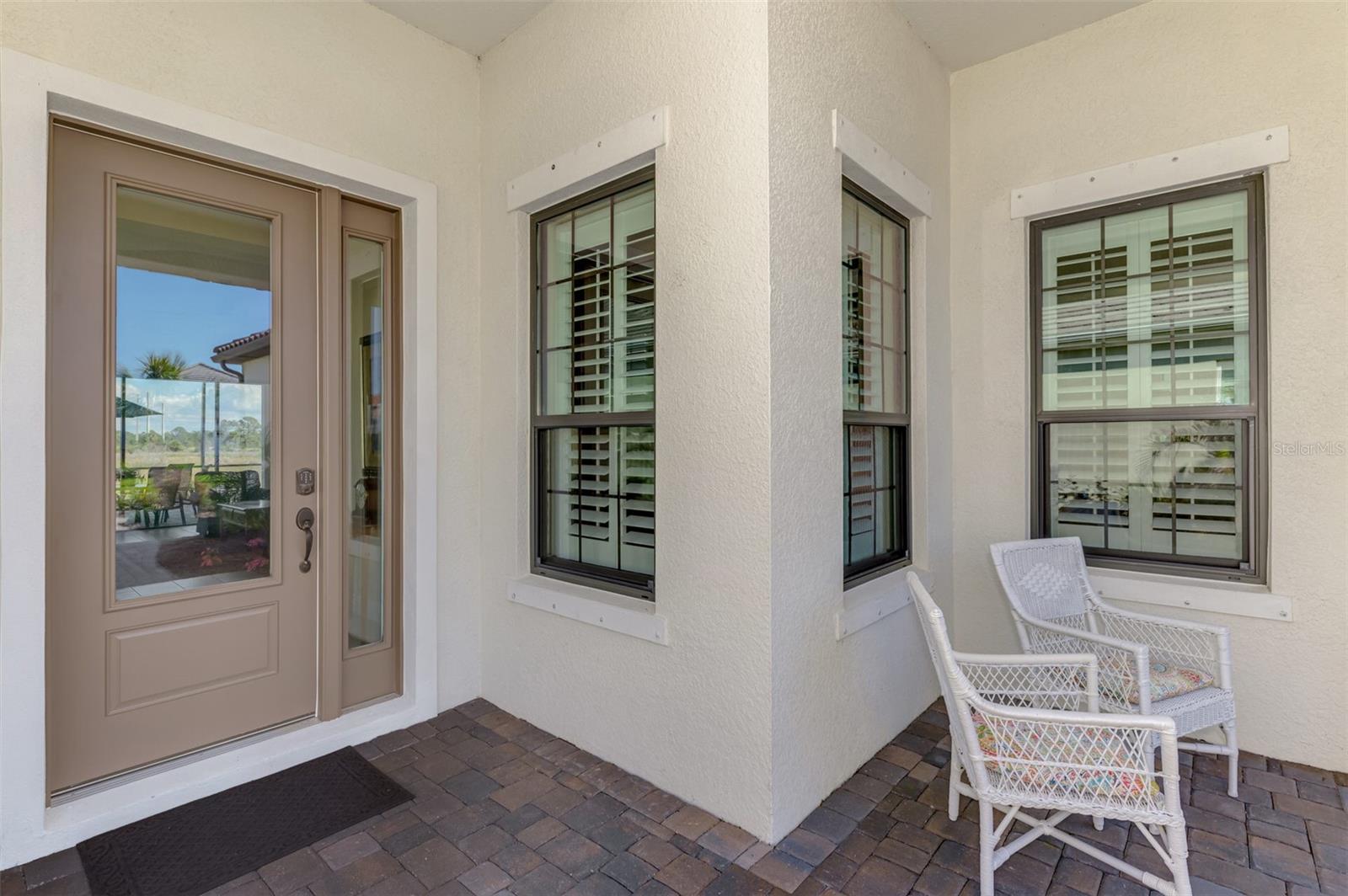 Image 6 of 76 For 26636 Irwin Drive