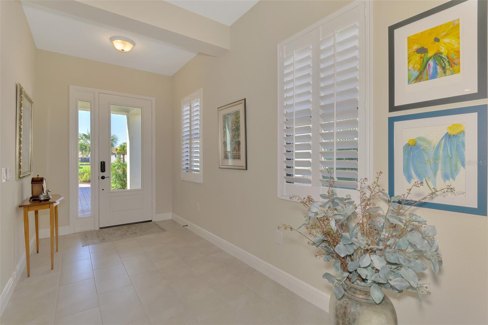 Image 7 of 76 For 26636 Irwin Drive