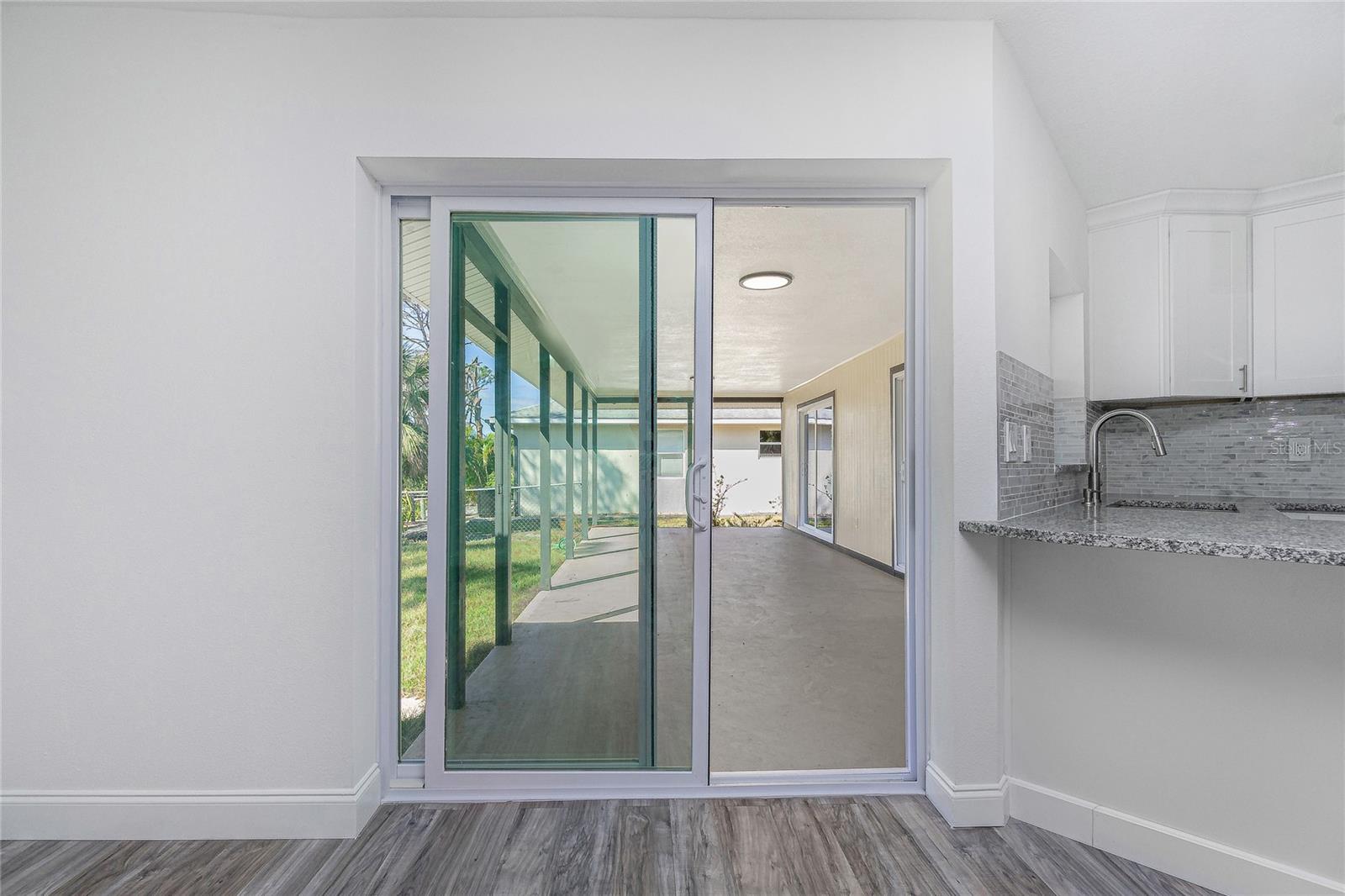 Image 13 of 24 For 1081 Humboldt Street