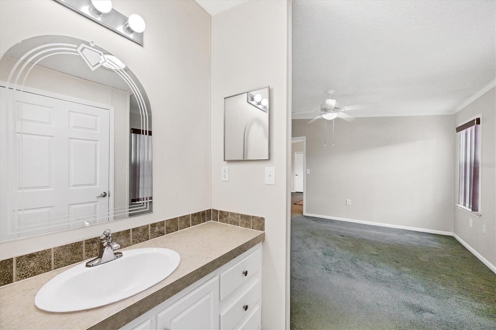 Image 19 of 38 For 9077 Pinehaven Way