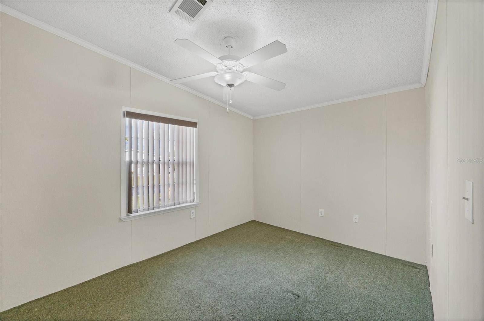 Image 22 of 38 For 9077 Pinehaven Way