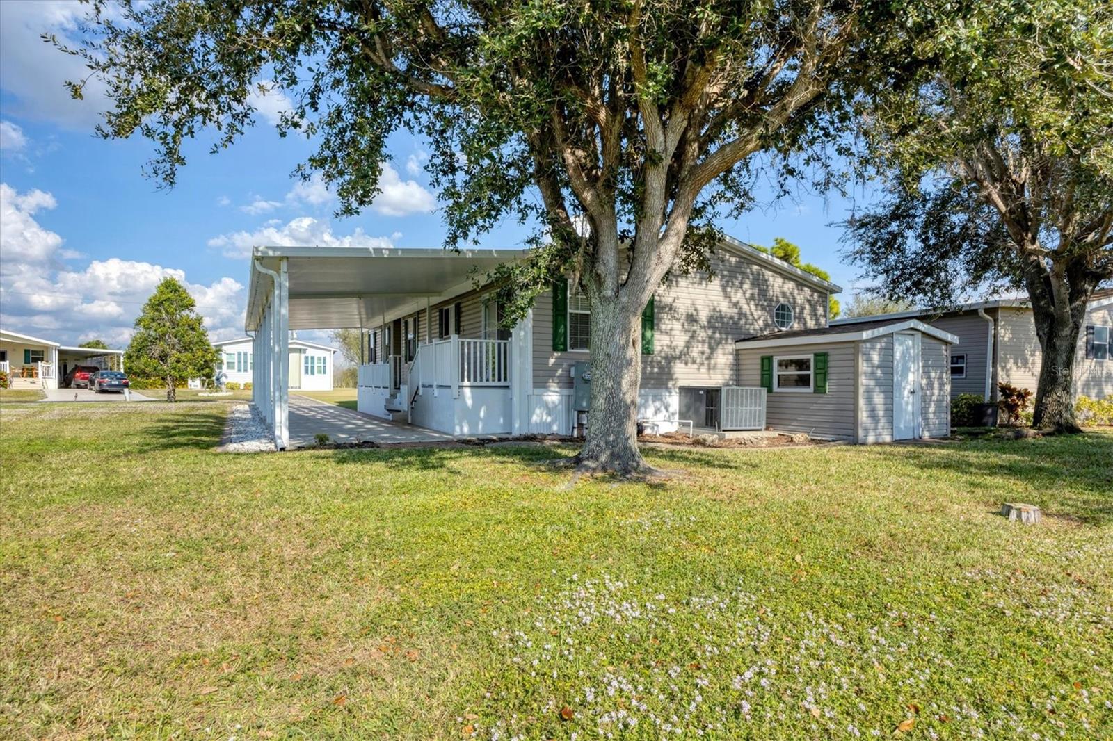 Image 24 of 38 For 9077 Pinehaven Way