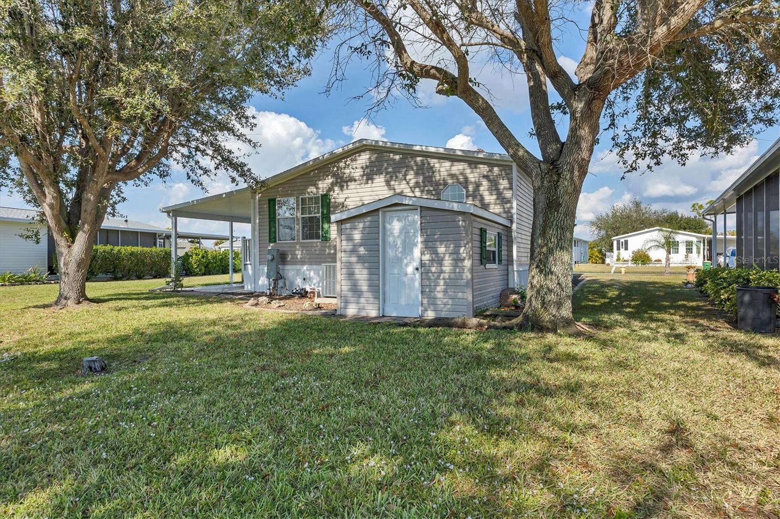 Image 25 of 38 For 9077 Pinehaven Way