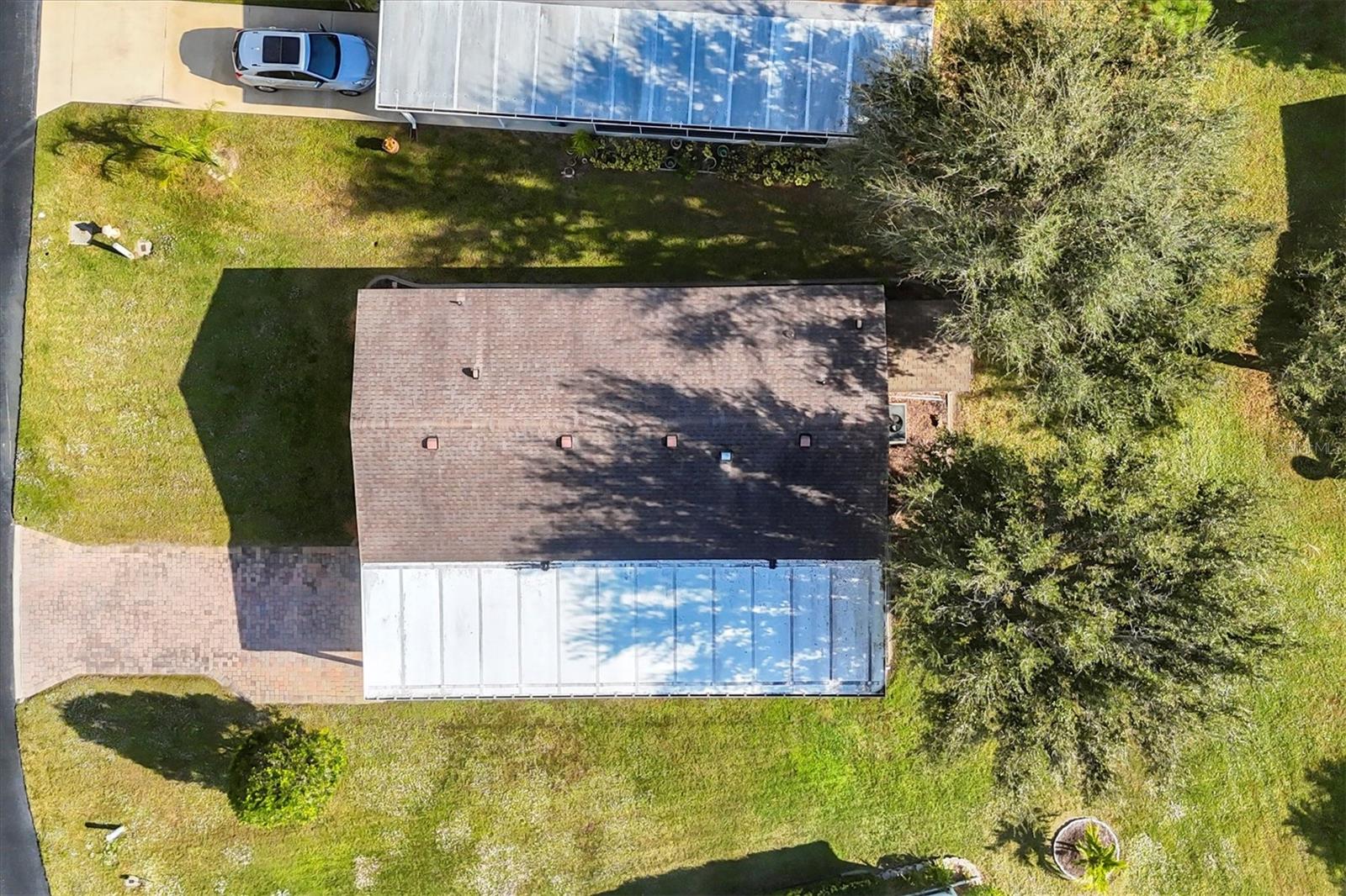 Image 26 of 38 For 9077 Pinehaven Way