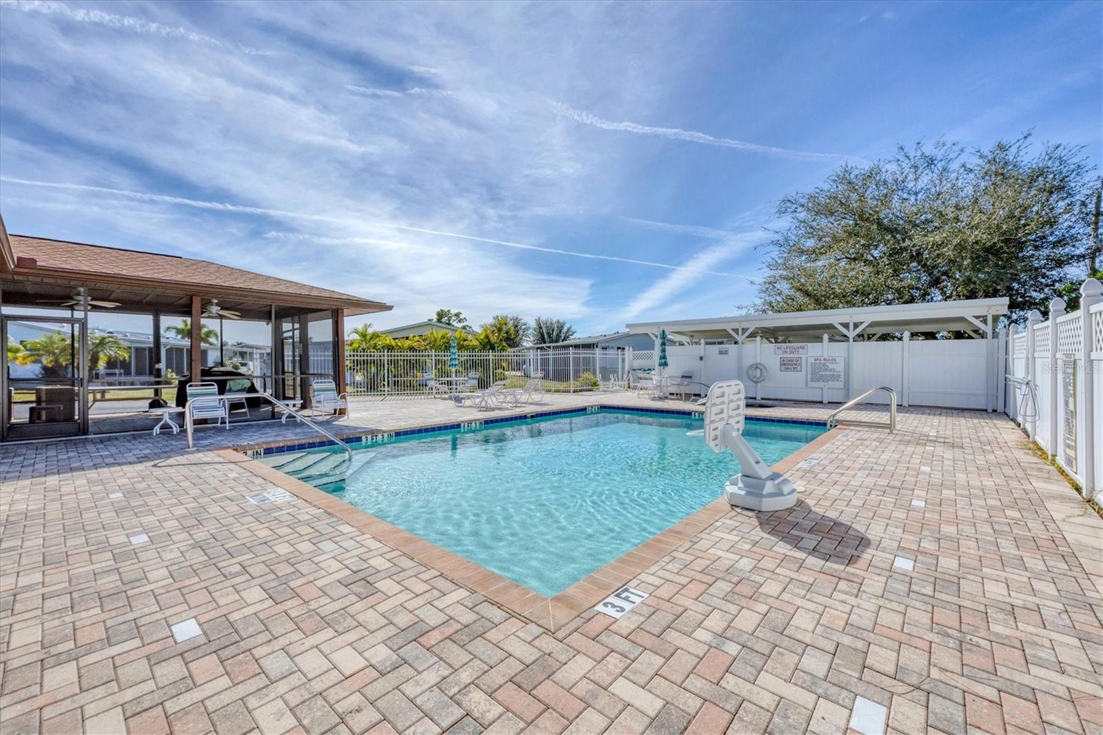 Image 33 of 38 For 9077 Pinehaven Way