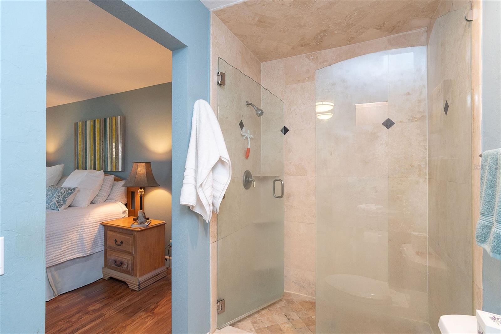 Image 28 of 83 For 1648 Shelburne Lane