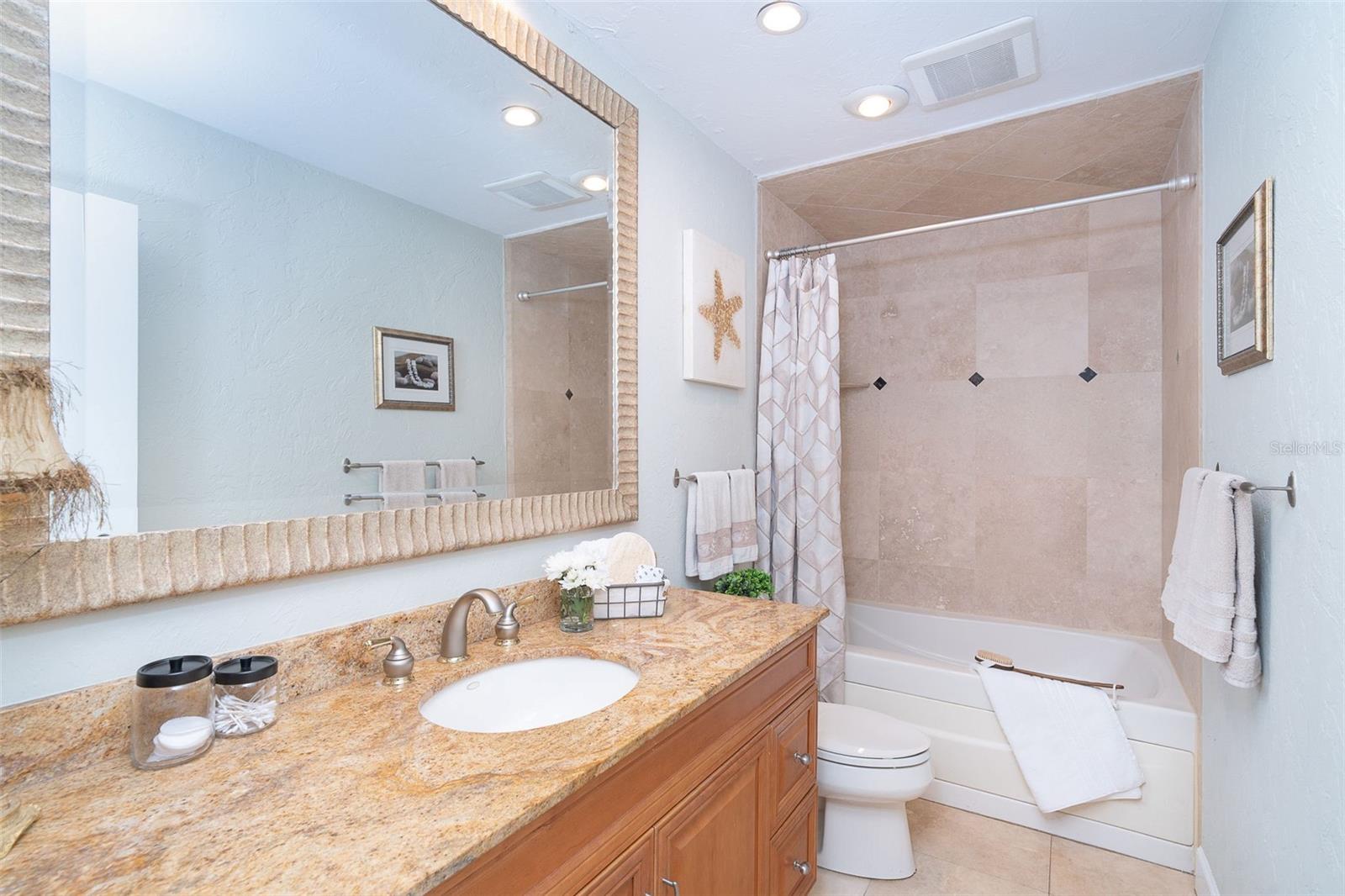 Image 34 of 83 For 1648 Shelburne Lane