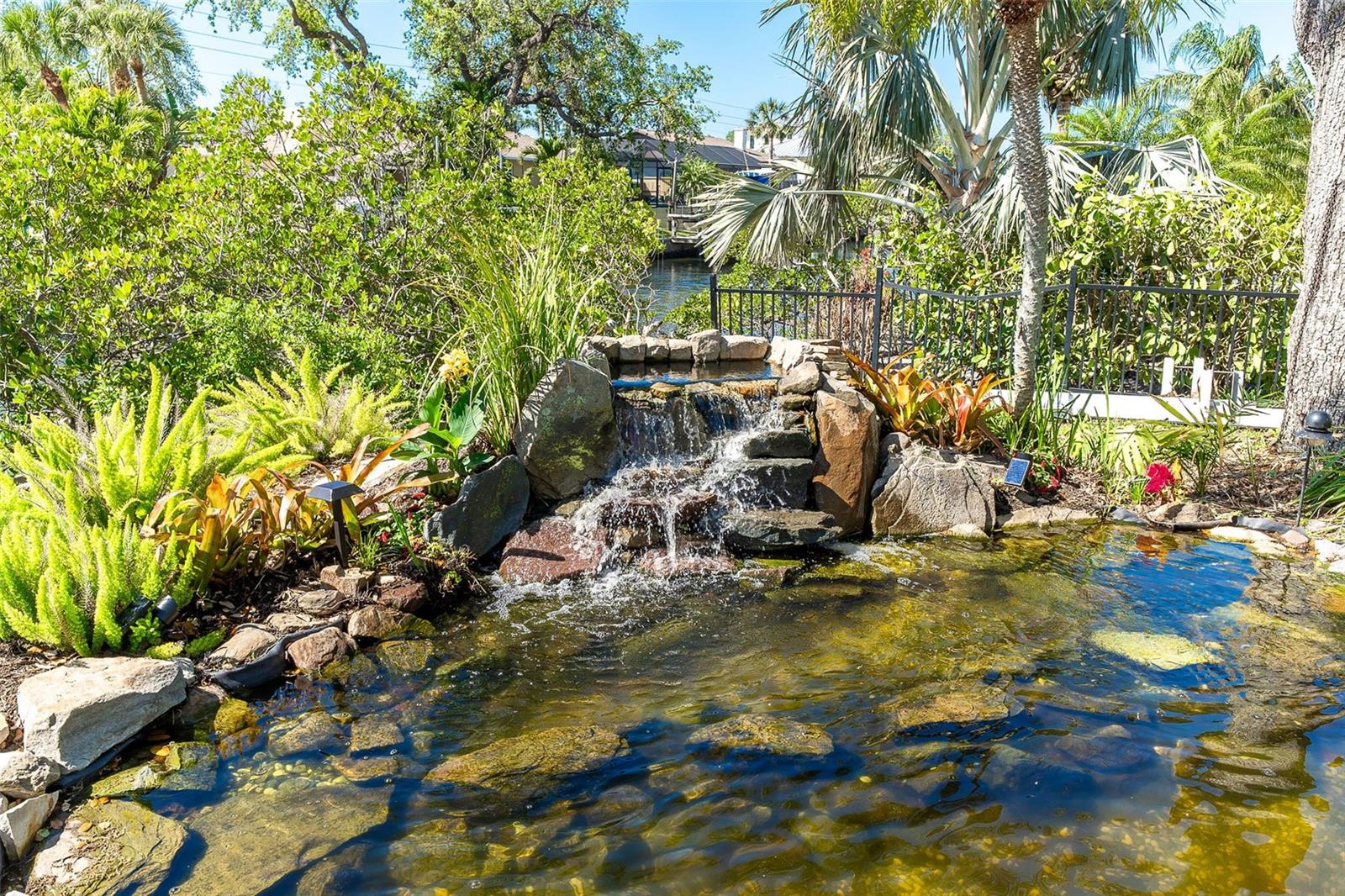 Image 44 of 83 For 1648 Shelburne Lane