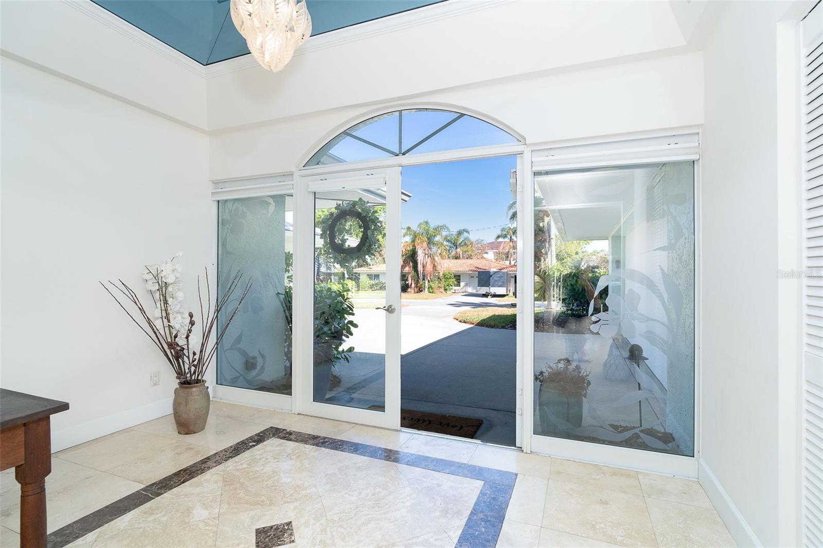 Image 5 of 83 For 1648 Shelburne Lane