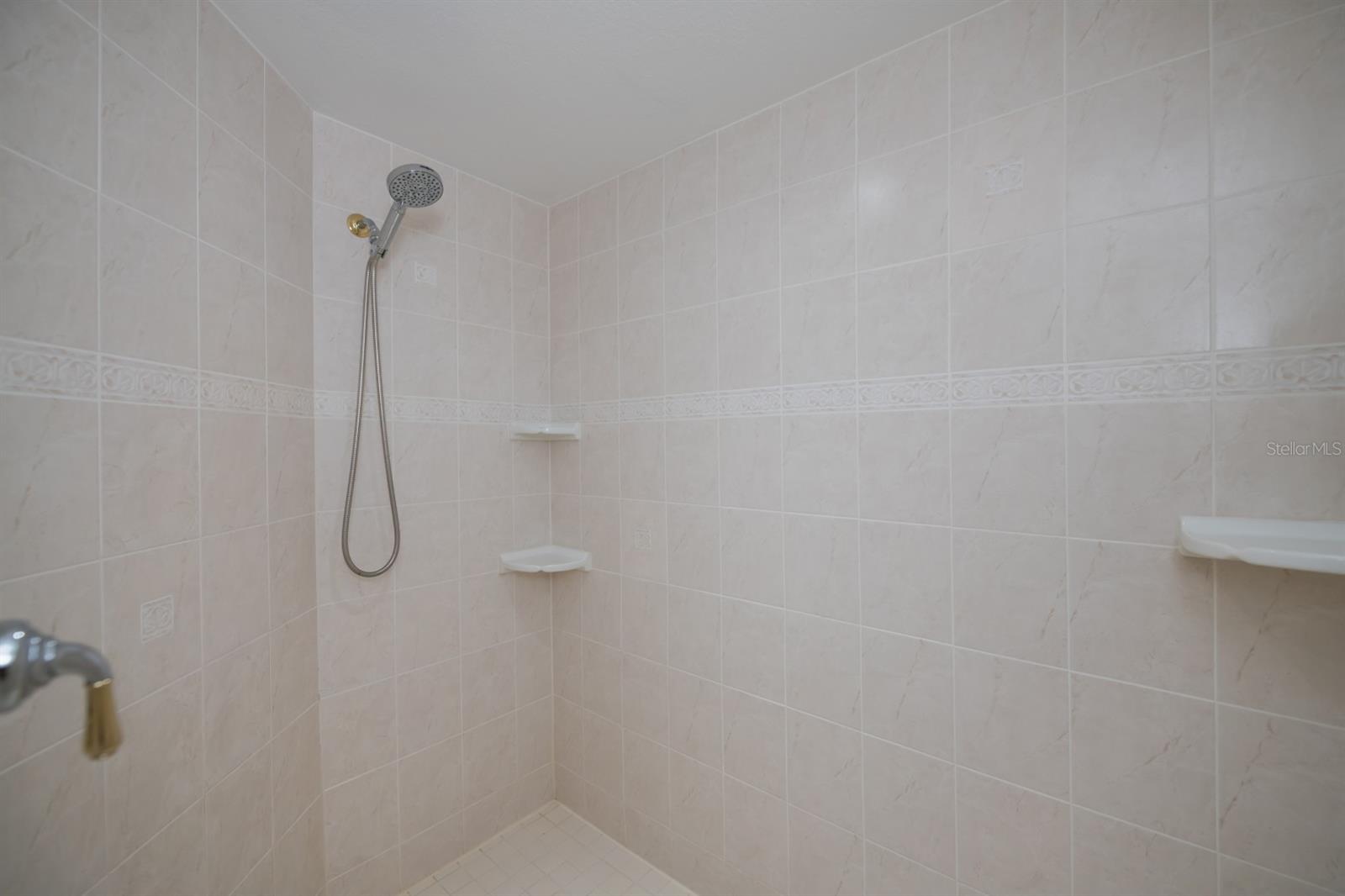 Image 45 of 74 For 82 Pinehurst Place
