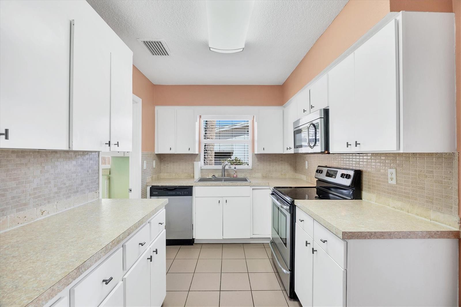 Image 9 of 24 For 200 Sago Lane