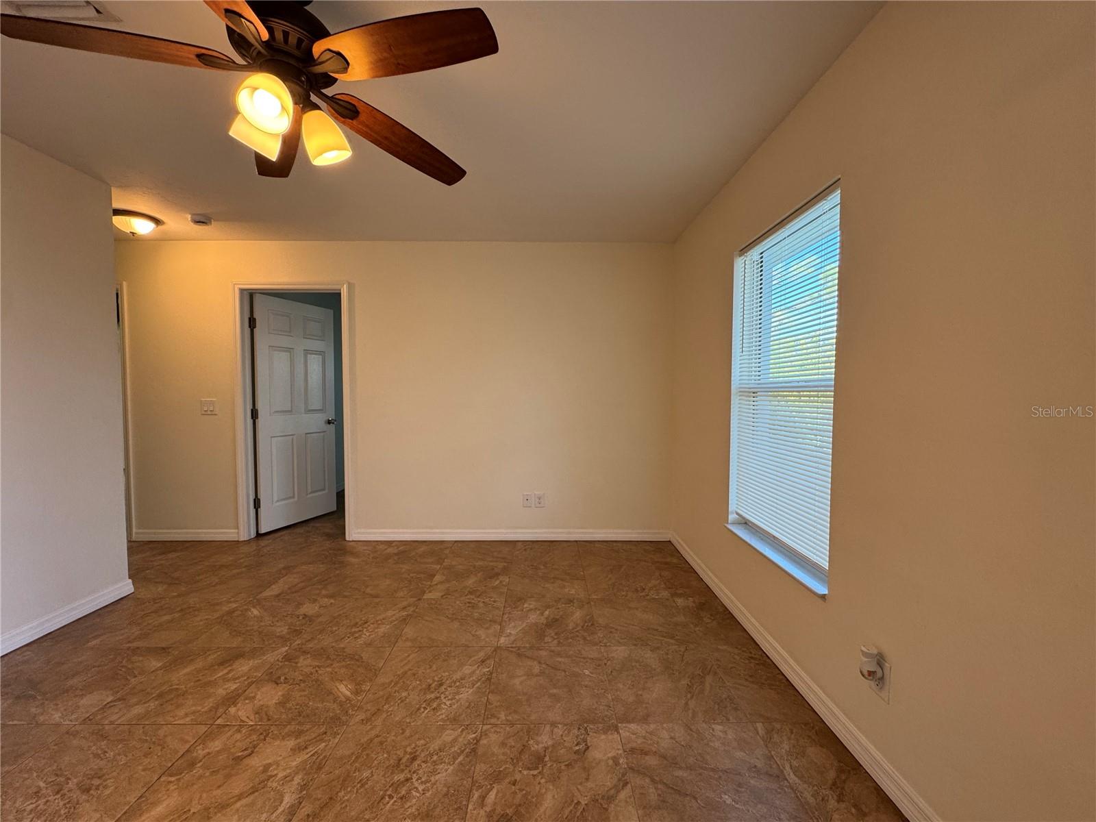 Image 4 of 15 For 12223 Zittle Avenue