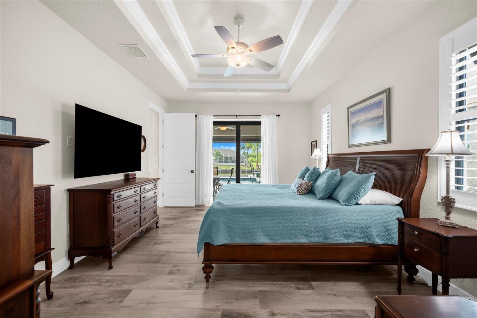 Image 22 of 53 For 15872 Melport Circle