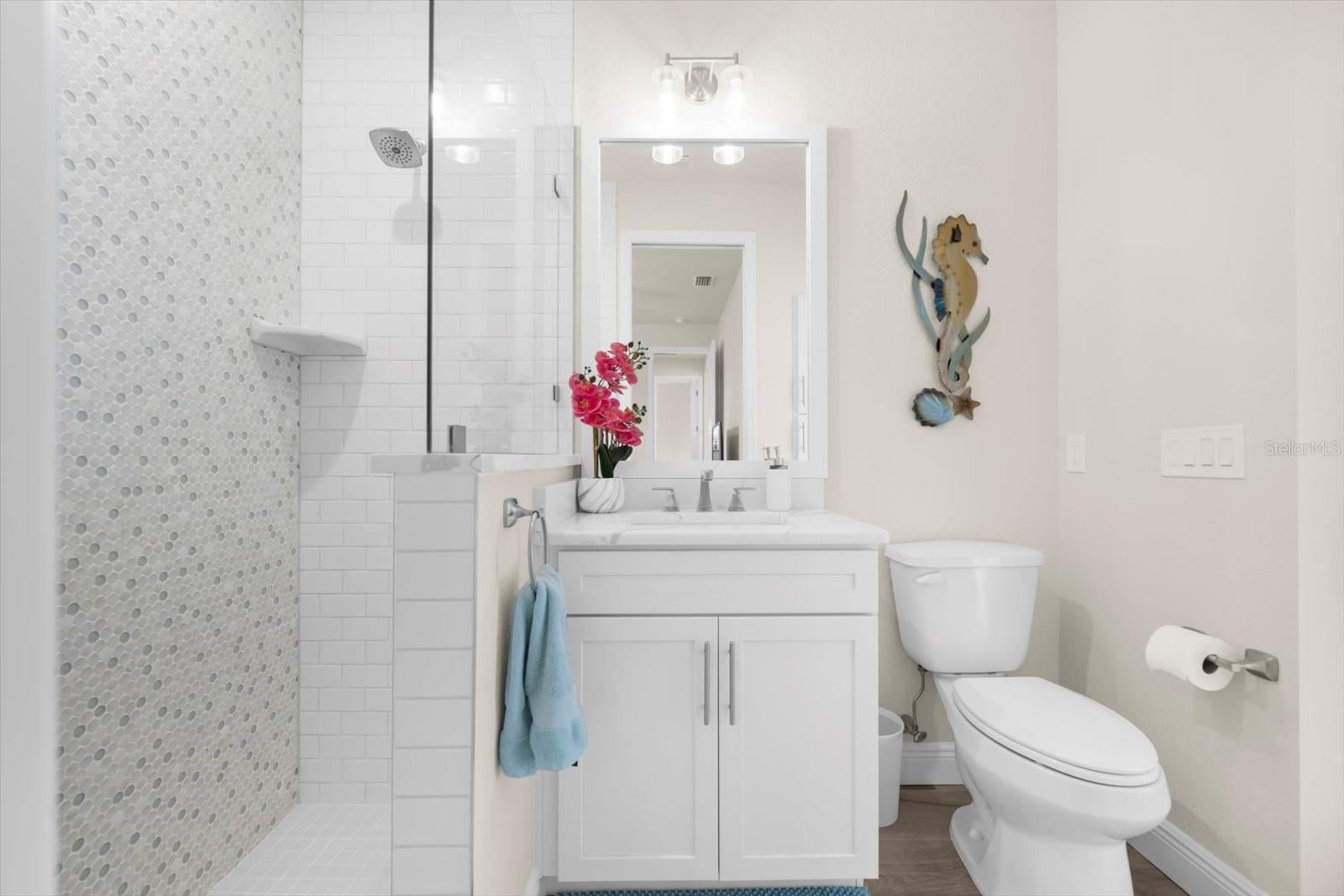 Image 29 of 53 For 15872 Melport Circle