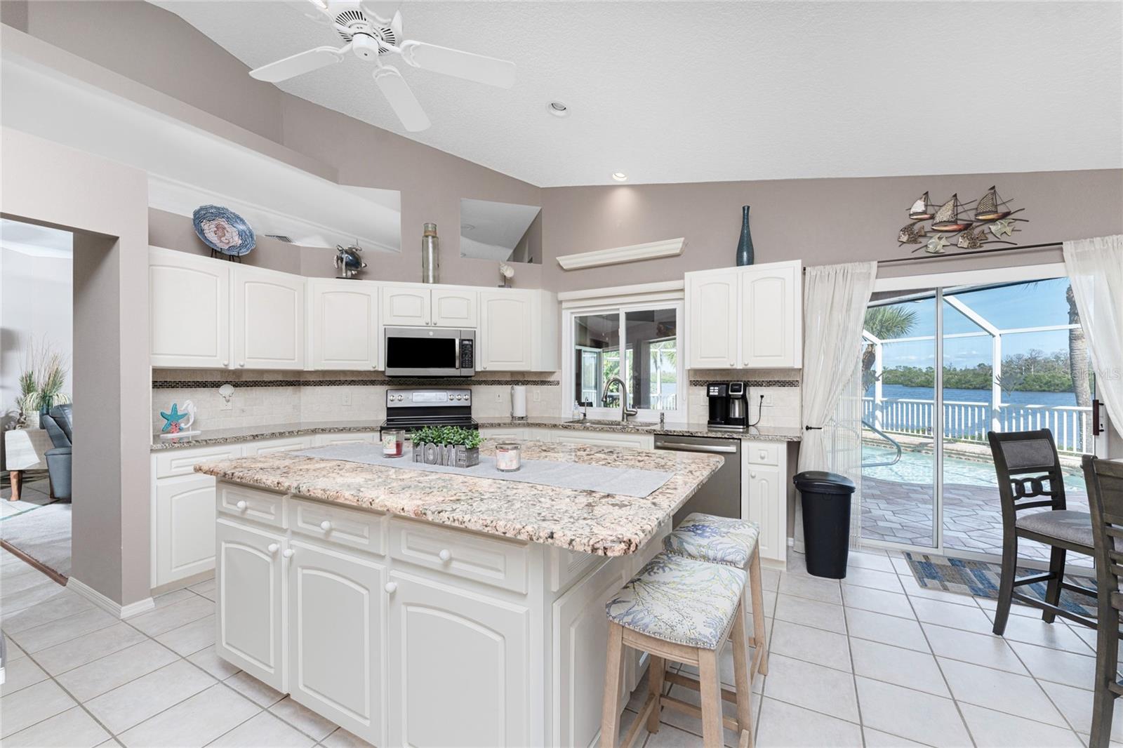 Image 11 of 71 For 310 Coral Creek Drive