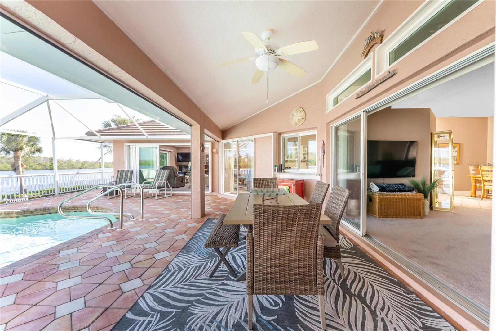 Image 43 of 71 For 310 Coral Creek Drive