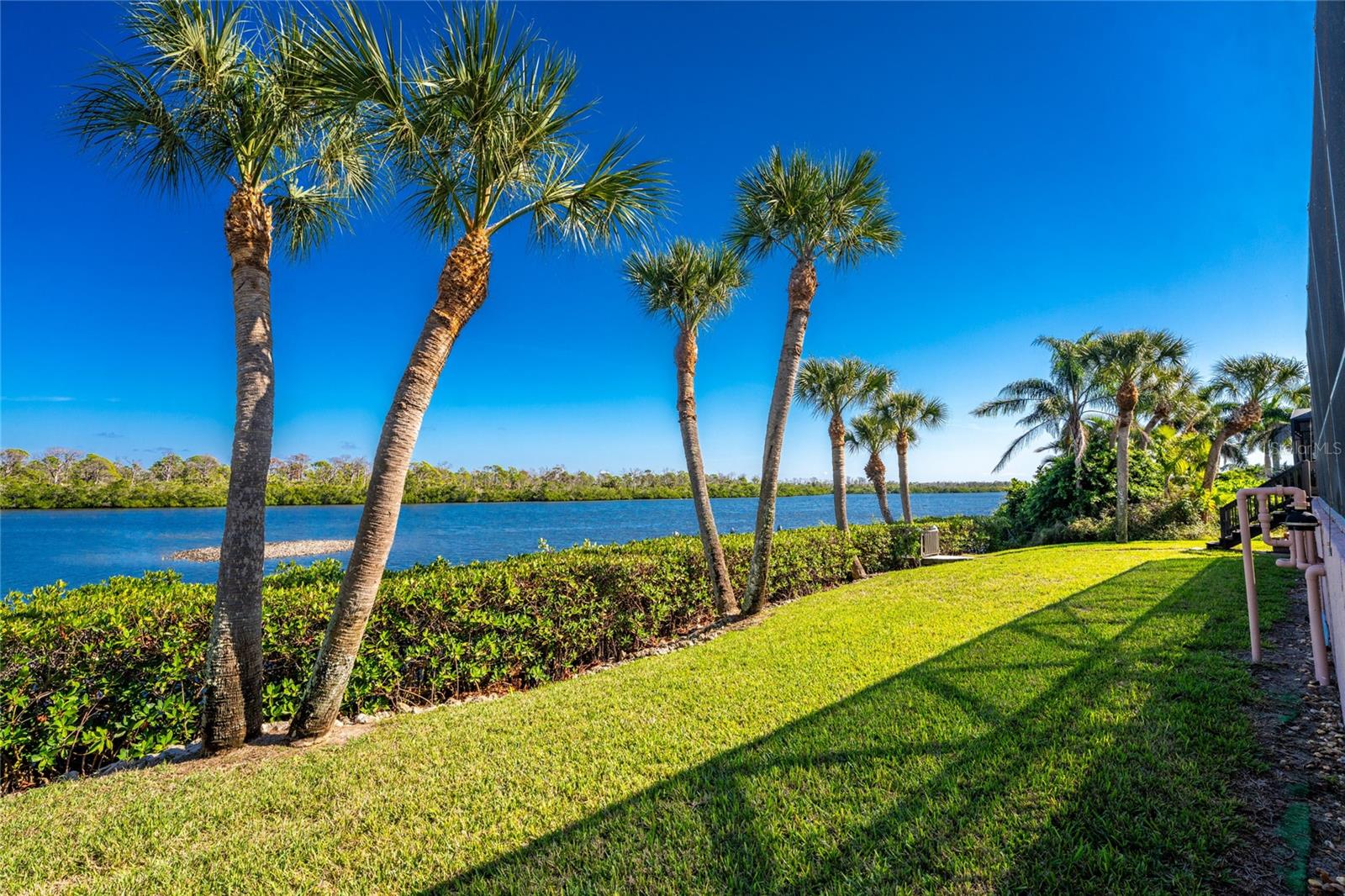 Image 54 of 71 For 310 Coral Creek Drive