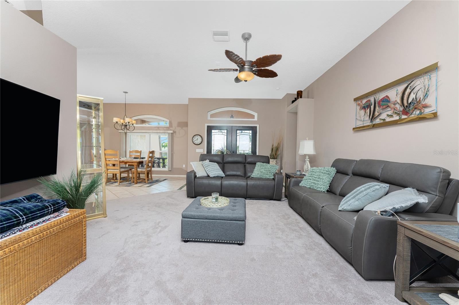 Image 7 of 71 For 310 Coral Creek Drive