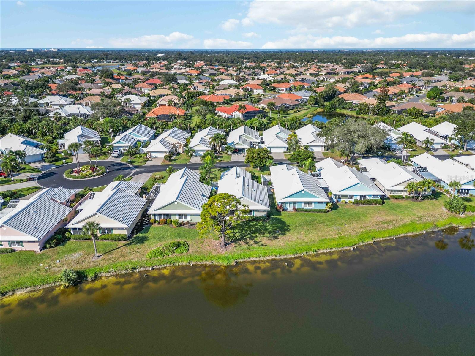 Image 56 of 66 For 805 Harrington Lake Drive N 76