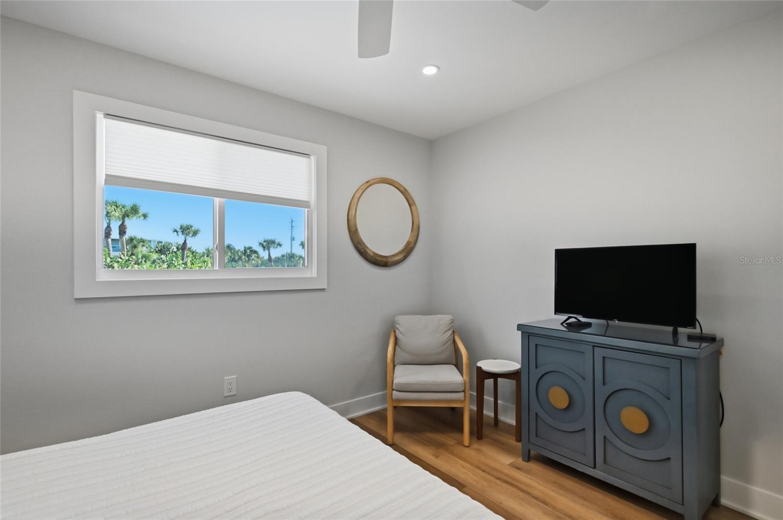 Image 23 of 35 For 380 Gulf Boulevard 1