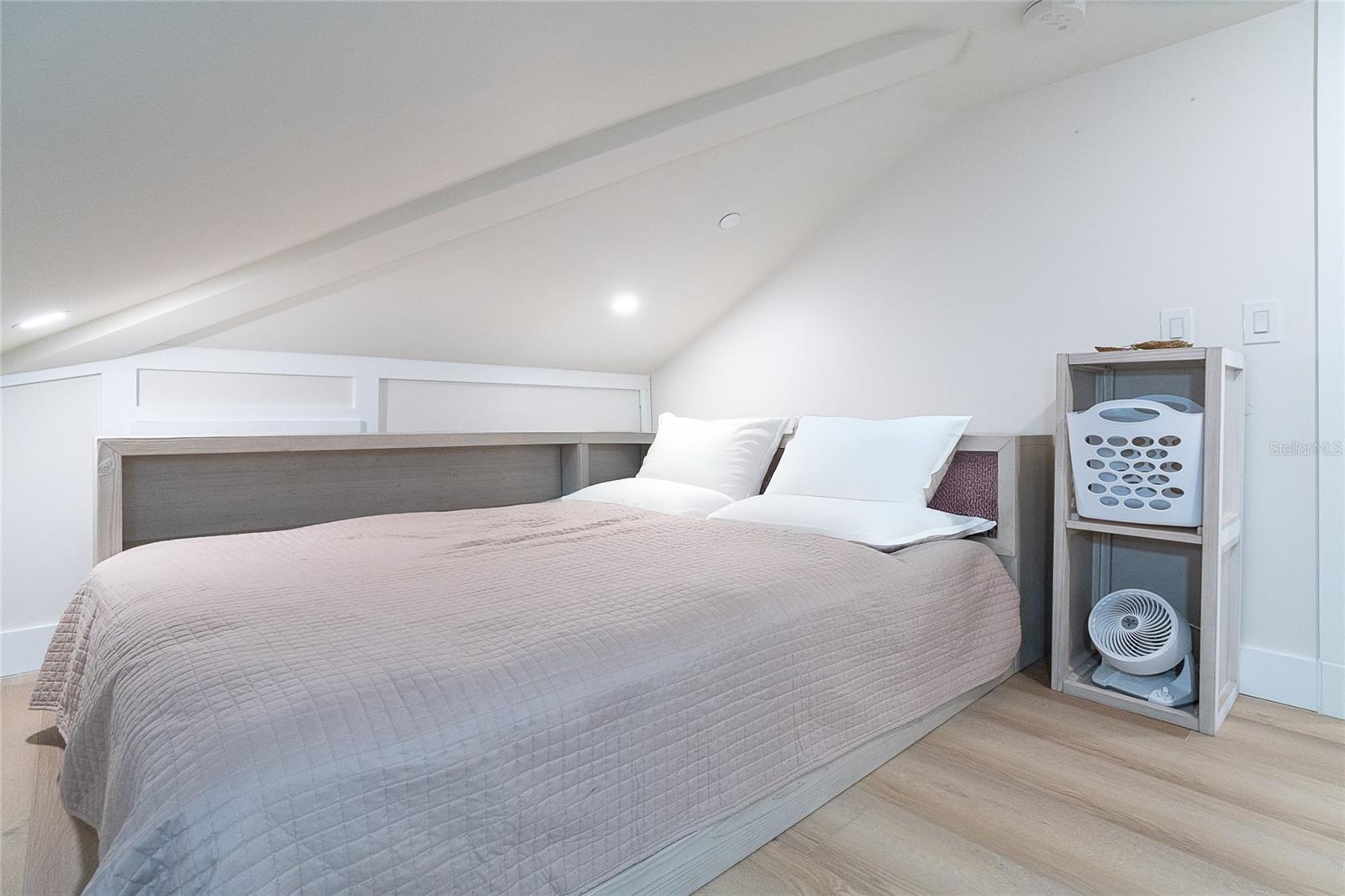 Image 34 of 53 For 7524 Palm Island Drive S 1322