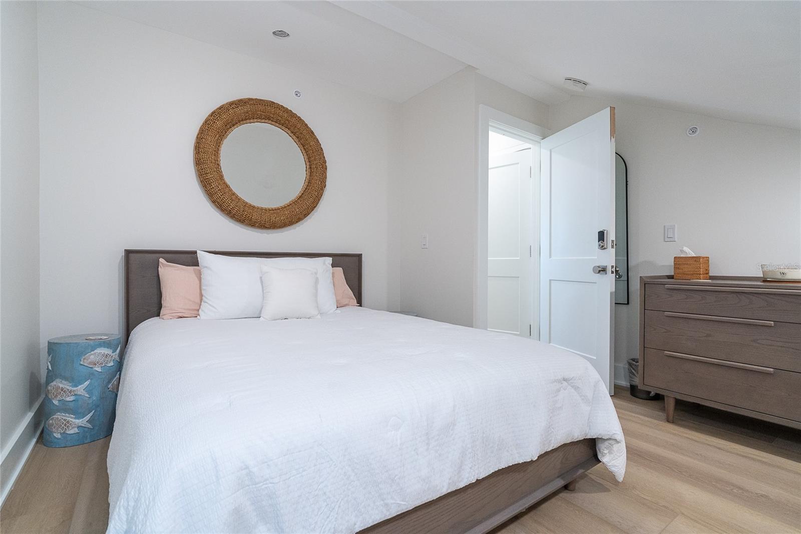 Image 35 of 53 For 7524 Palm Island Drive S 1322