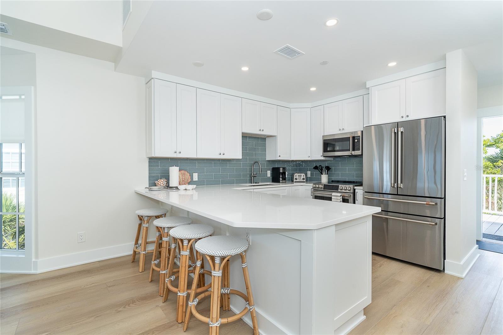 Image 7 of 53 For 7524 Palm Island Drive S 1322