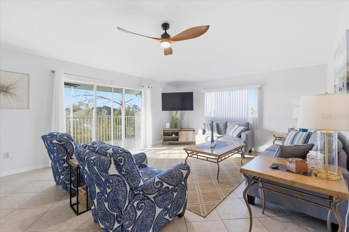 Image 13 of 38 For 8101 Memory Lane 219