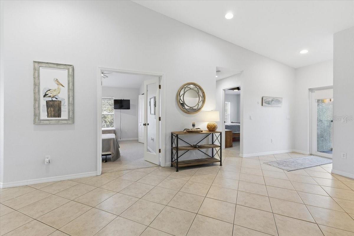 Image 6 of 38 For 8101 Memory Lane 219