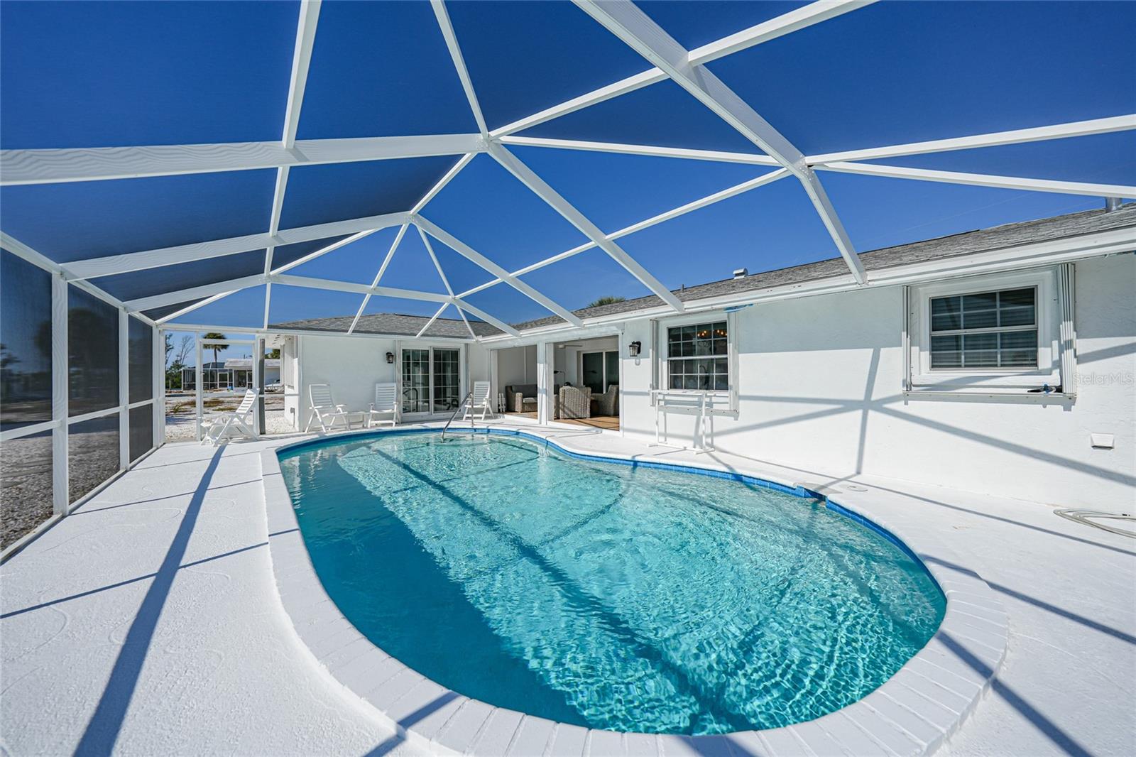 Image 26 of 52 For 1350 Aqua View Lane