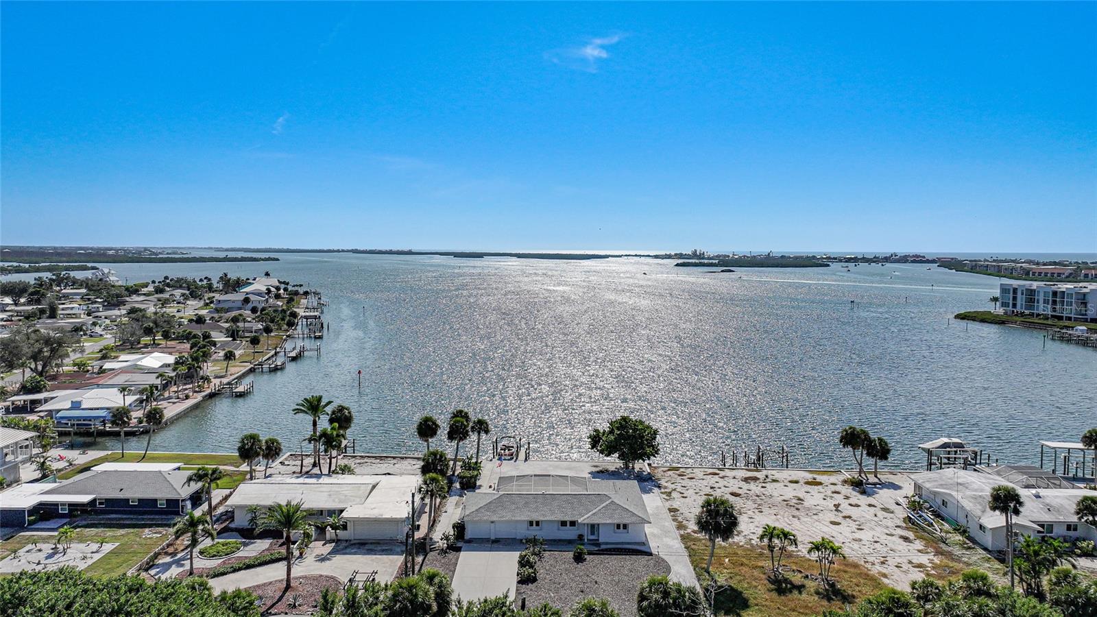 Image 29 of 52 For 1350 Aqua View Lane