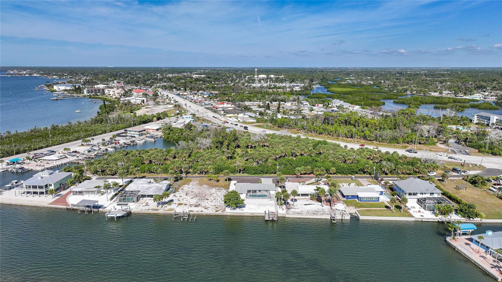 Image 47 of 52 For 1350 Aqua View Lane