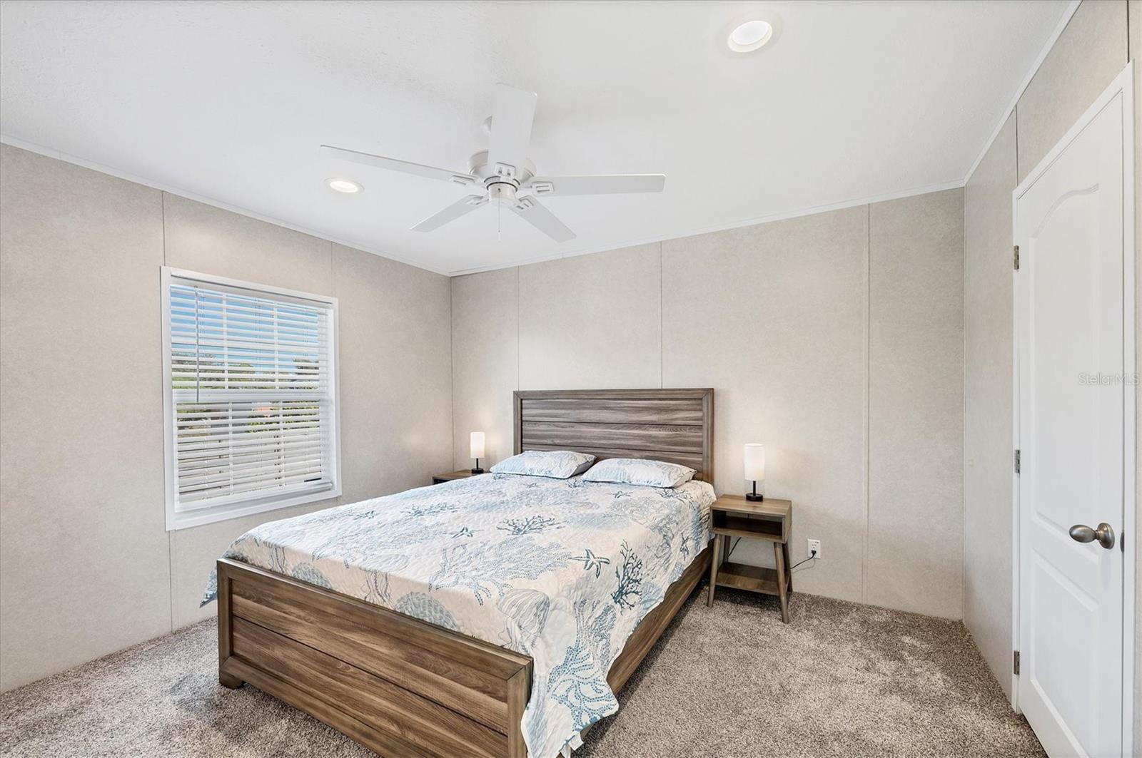 Image 18 of 41 For 3230 Smith Street