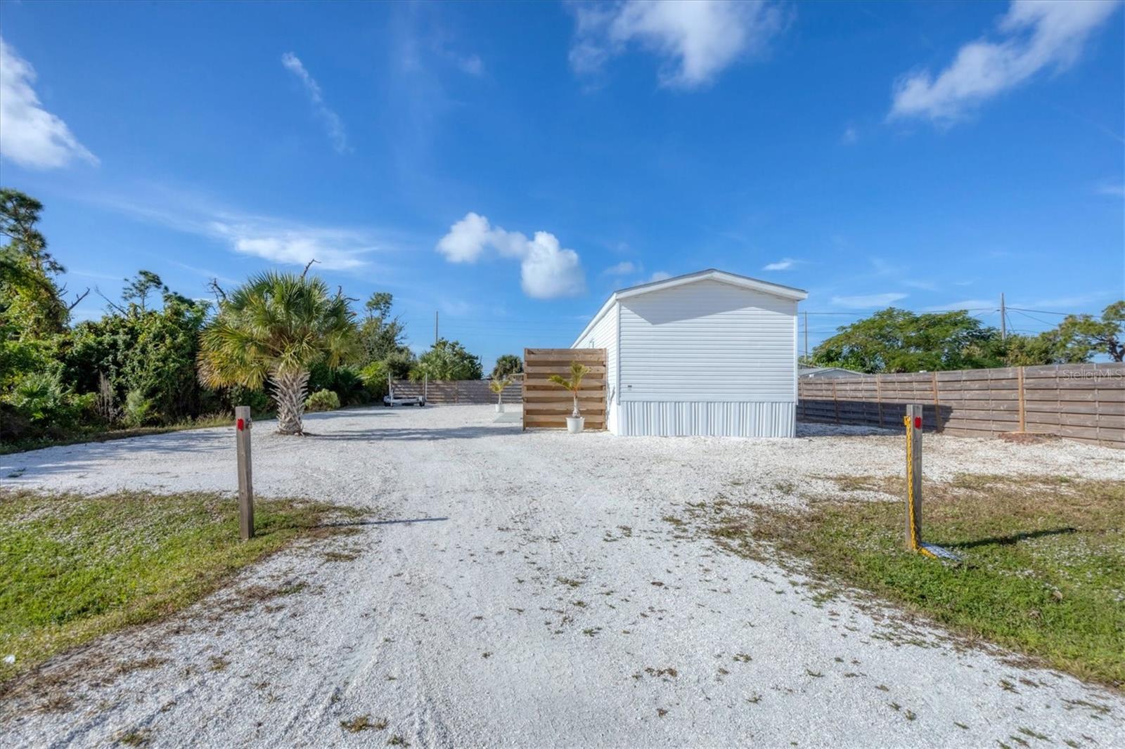 Image 2 of 41 For 3230 Smith Street