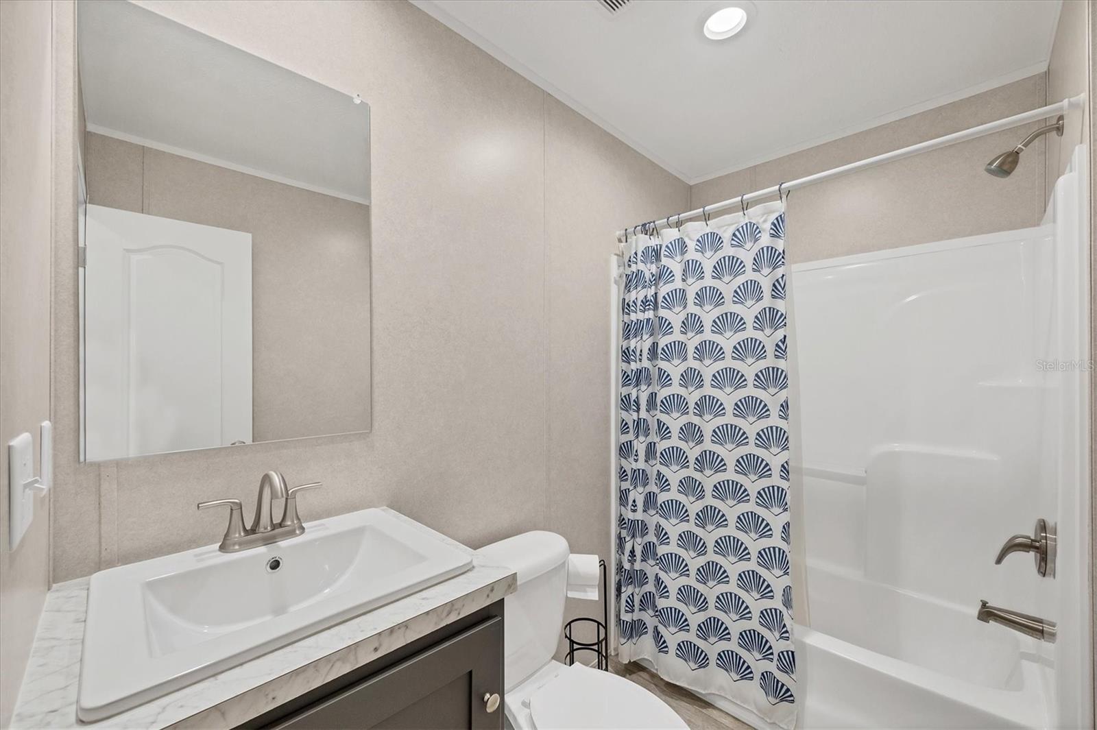 Image 25 of 41 For 3230 Smith Street