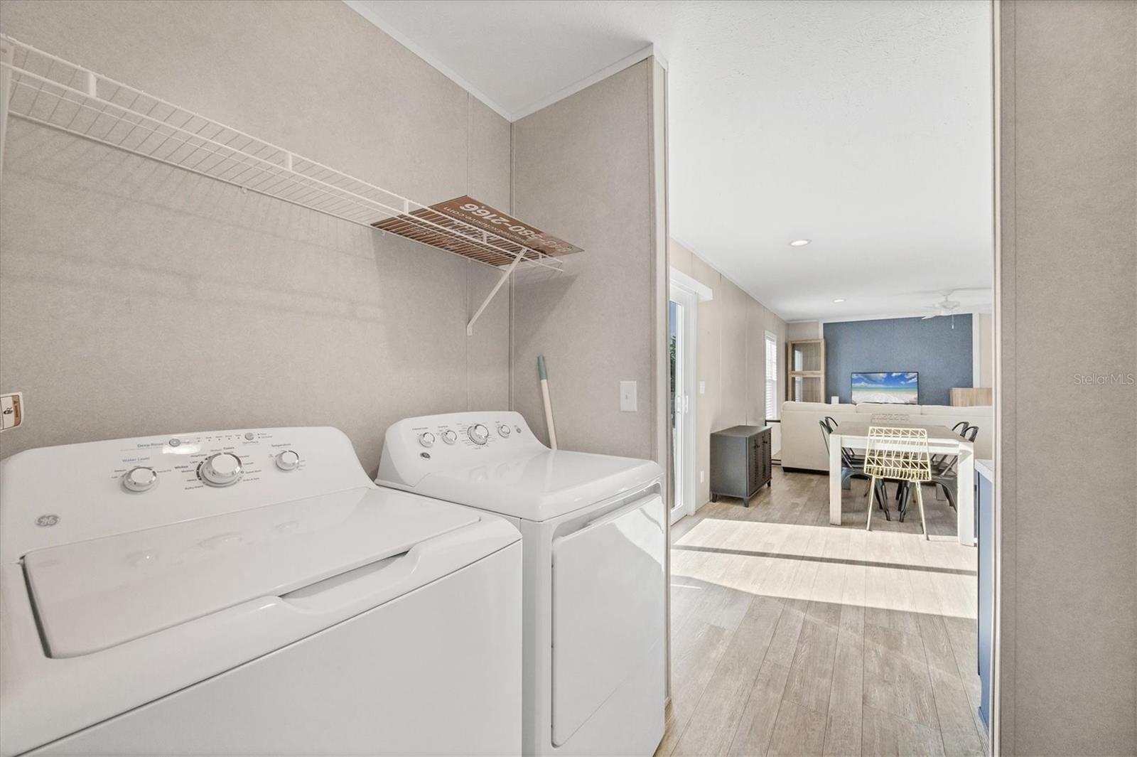 Image 28 of 41 For 3230 Smith Street