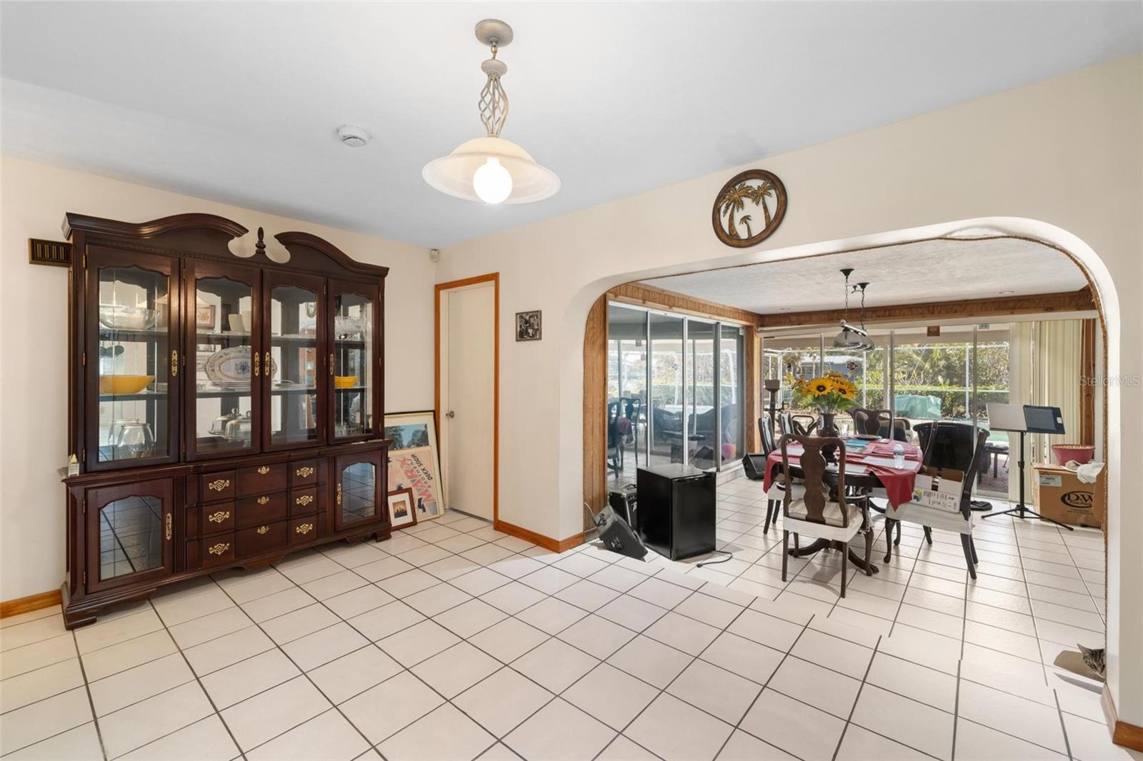 Image 20 of 64 For 105 Cousley Drive Se