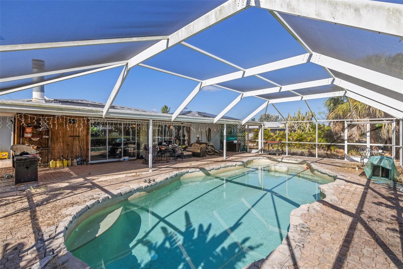 Image 29 of 64 For 105 Cousley Drive Se