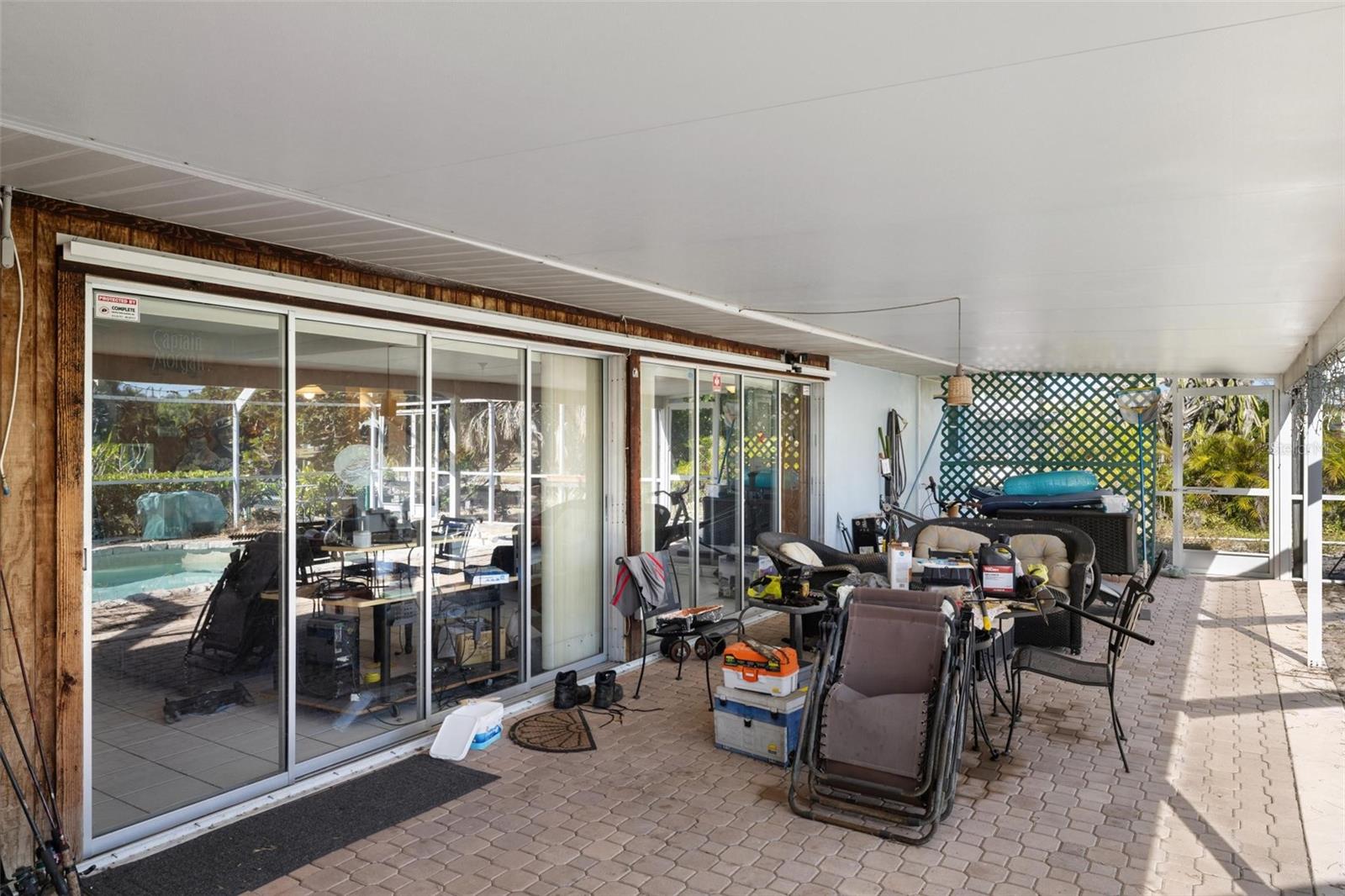 Image 32 of 64 For 105 Cousley Drive Se