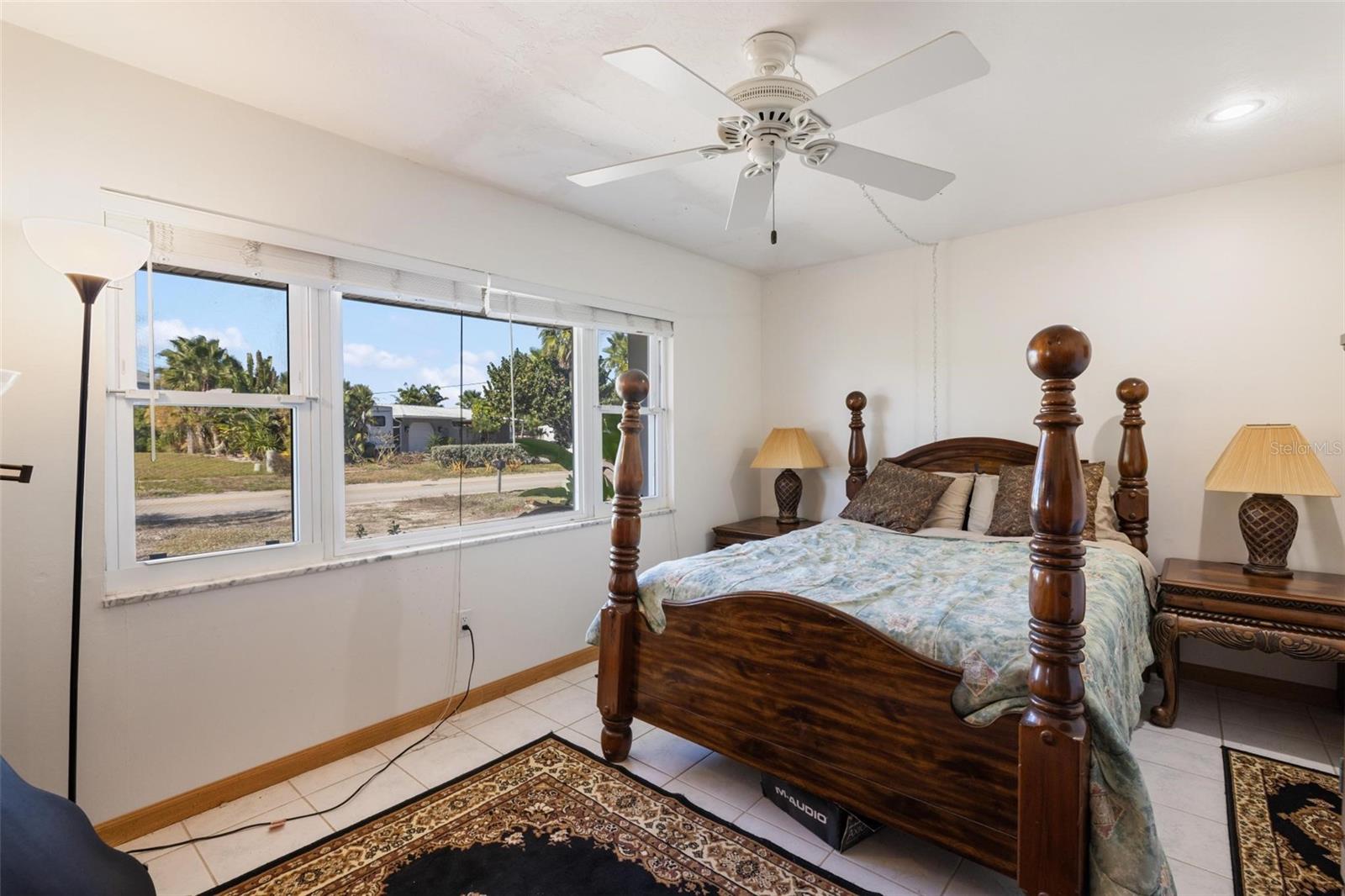 Image 40 of 64 For 105 Cousley Drive Se