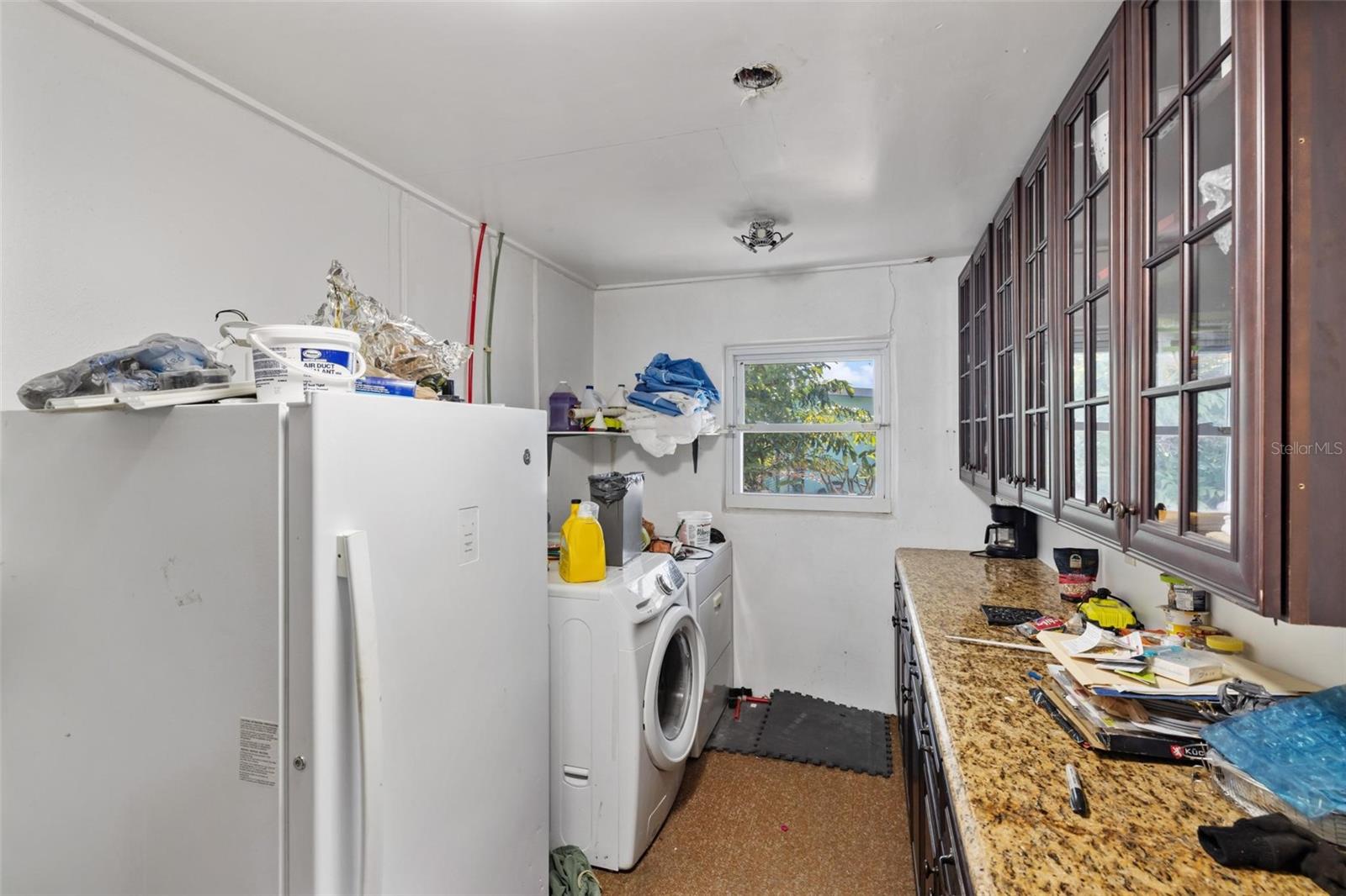 Image 43 of 64 For 105 Cousley Drive Se