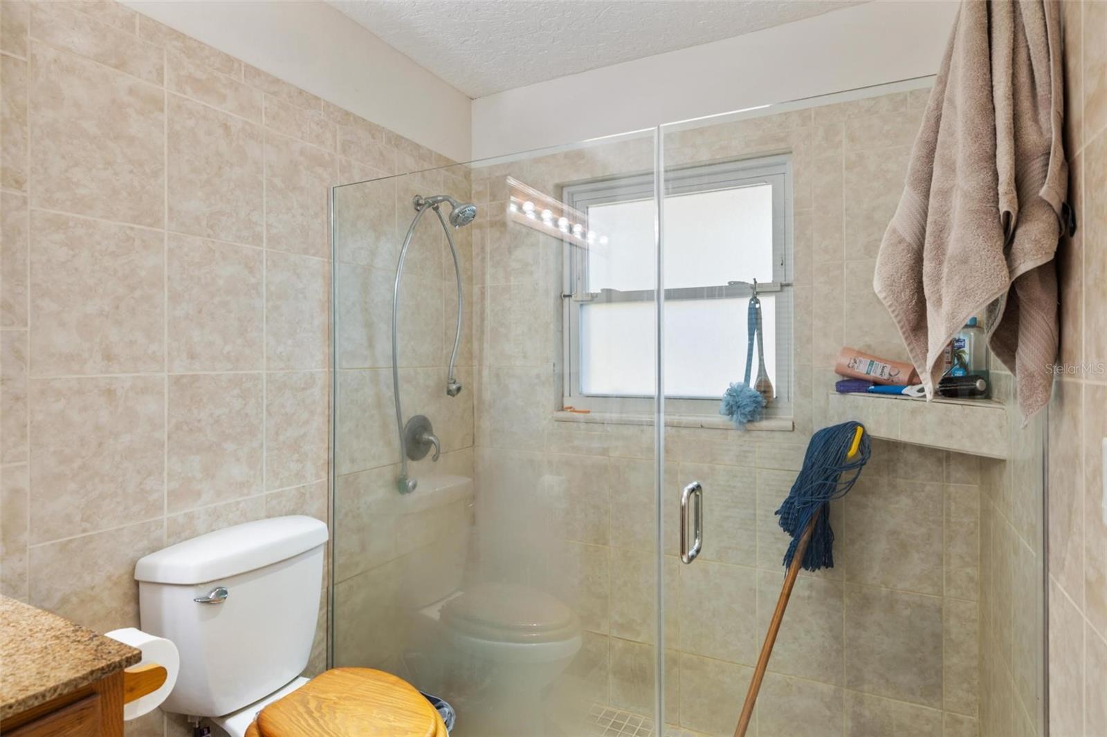 Image 44 of 64 For 105 Cousley Drive Se