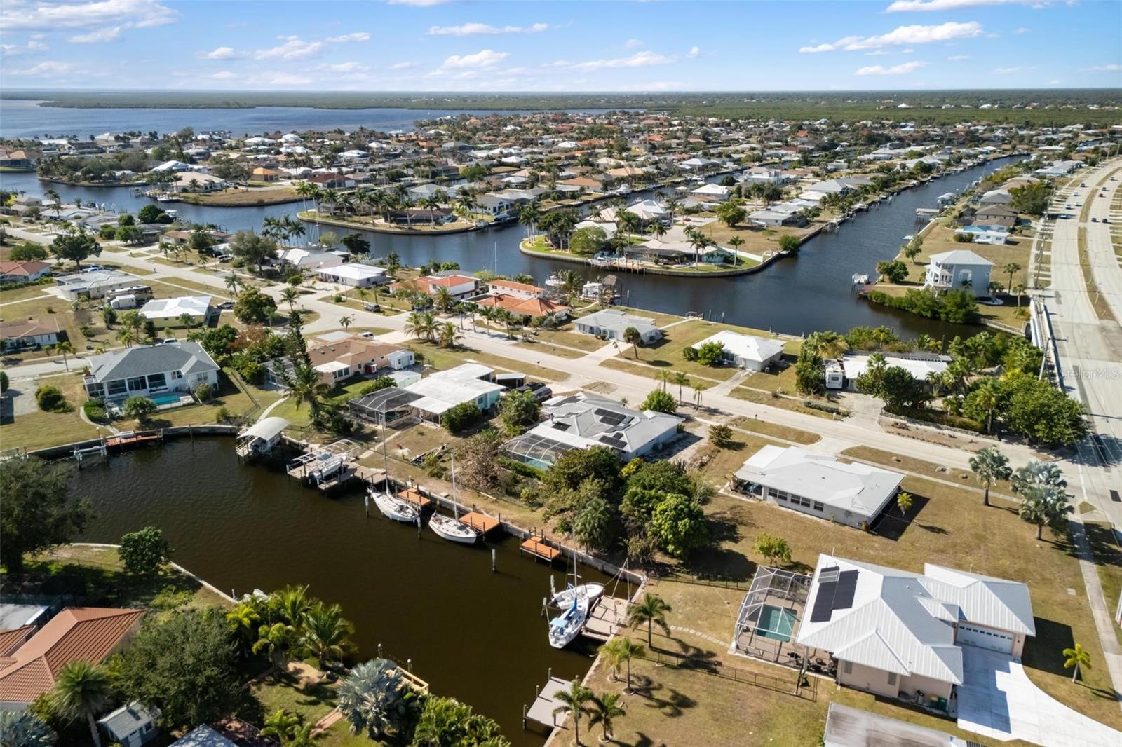 Image 56 of 64 For 105 Cousley Drive Se