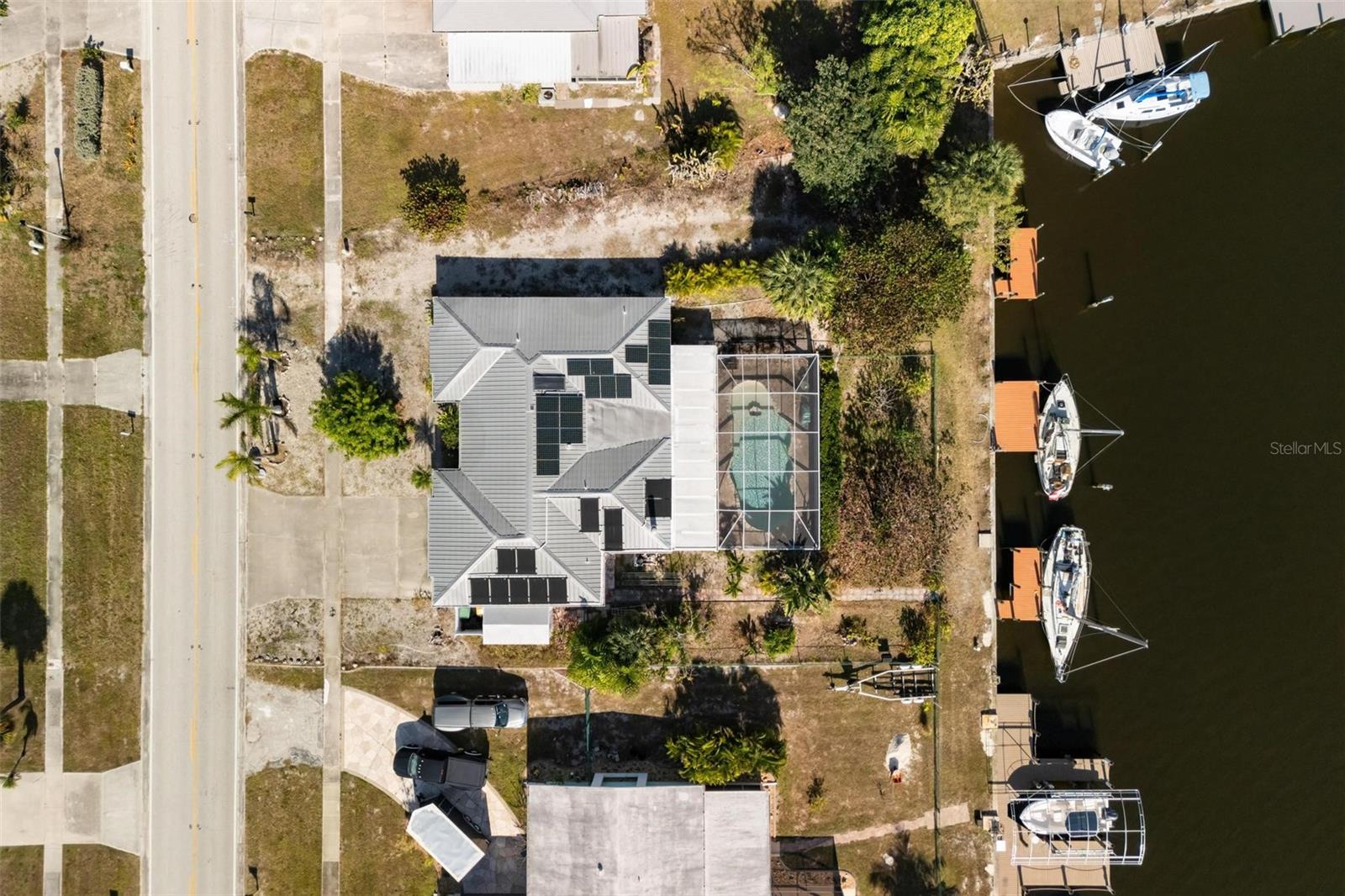 Image 6 of 64 For 105 Cousley Drive Se