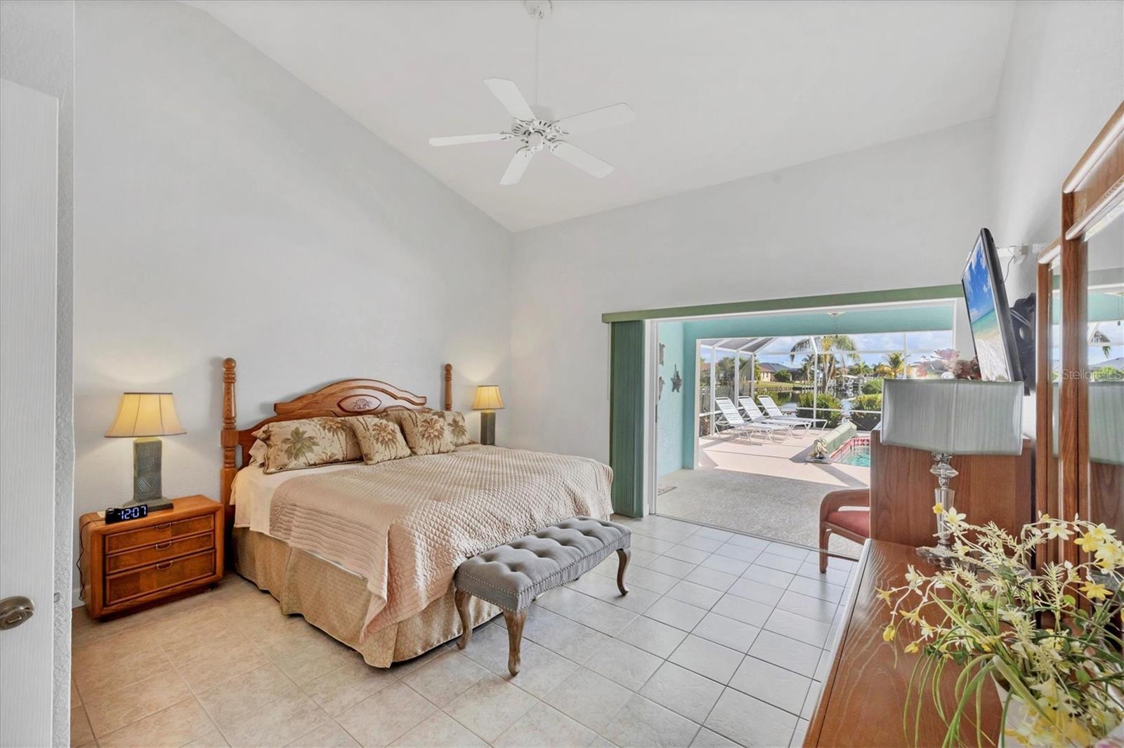 Image 18 of 40 For 9238 Melody Circle